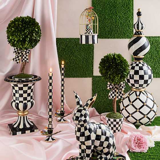 Courtly Boxwood Topiary Small Drop In