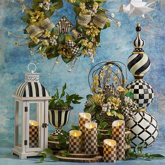 Courtly Stripe Tabletop Urn
