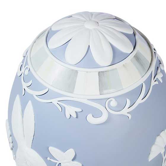 Cameo Trophy Egg