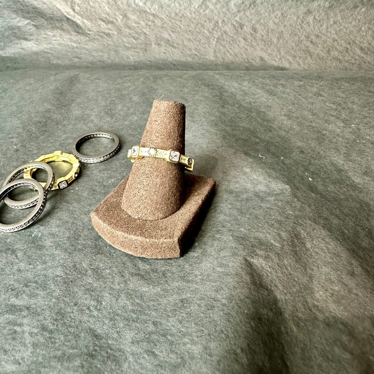 Band Ring Set- Black & Gold