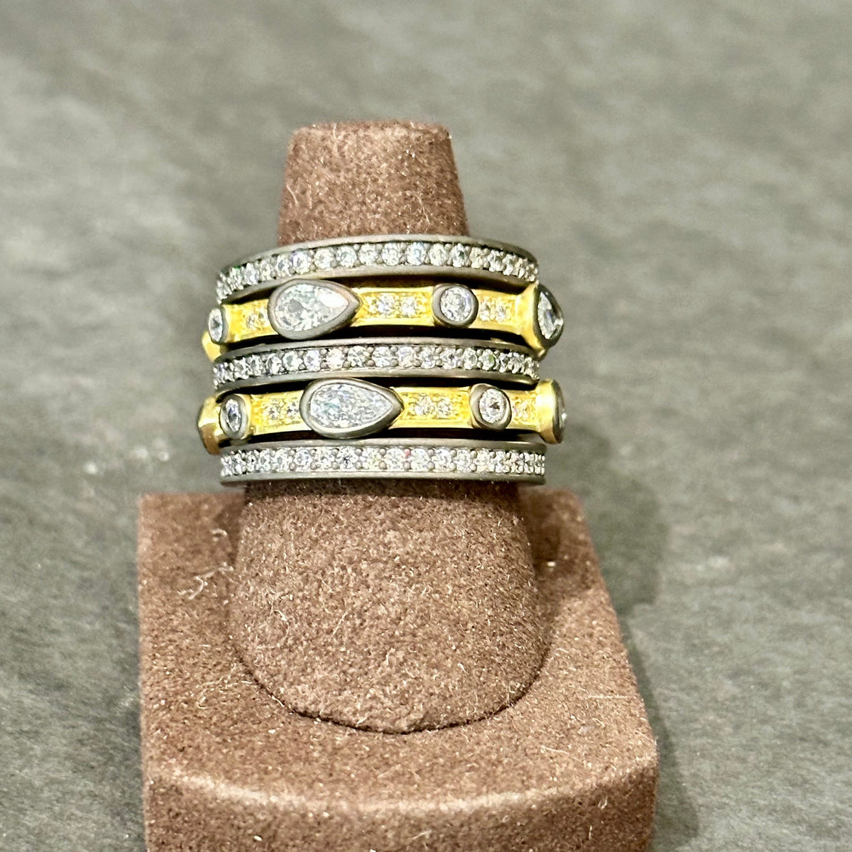 Band Ring Set- Black & Gold