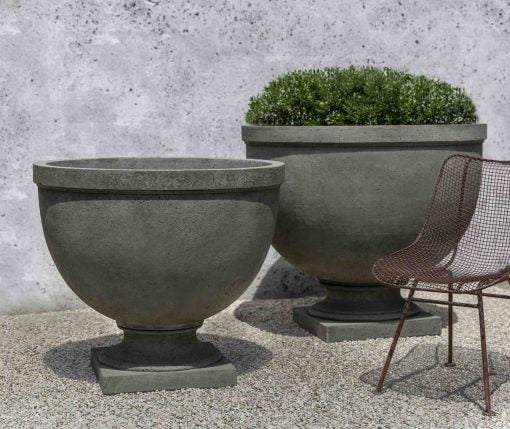 Huntington Urn