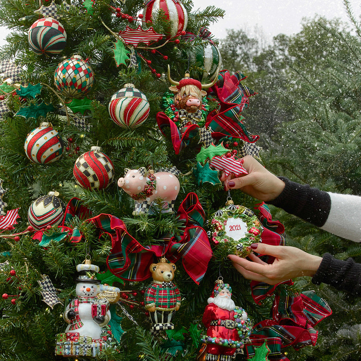 Polka Dot Pig -  Glass Ornament