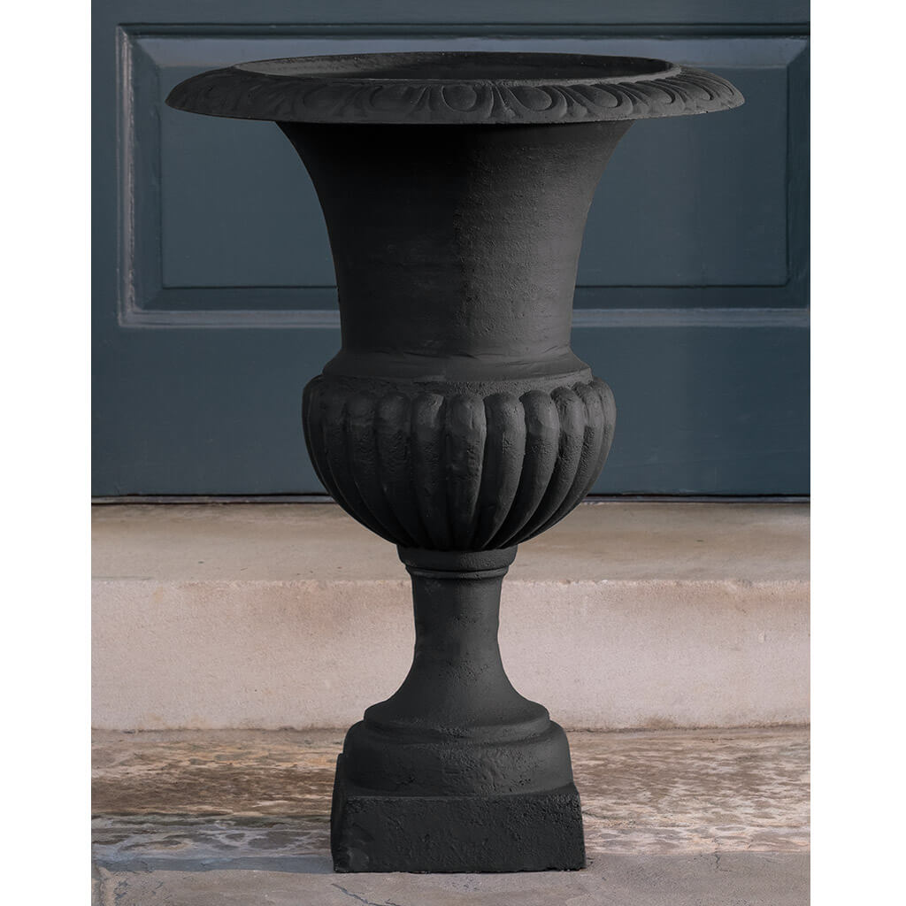 Tall Wickford Urn – Matte Black