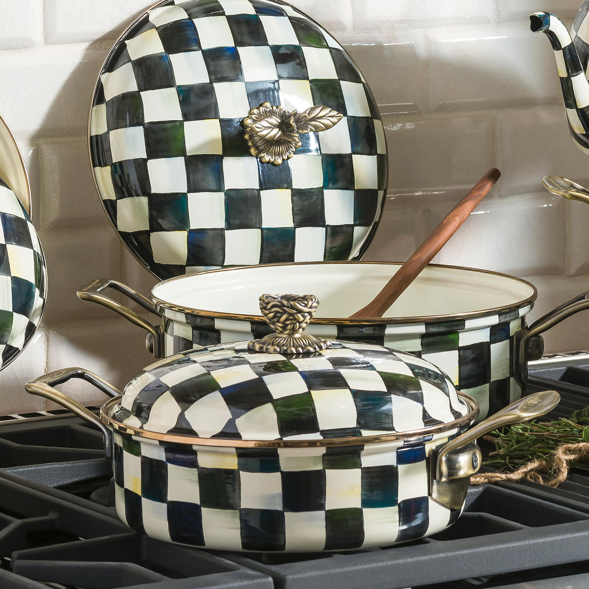 Courtly Check Enamel Casserole