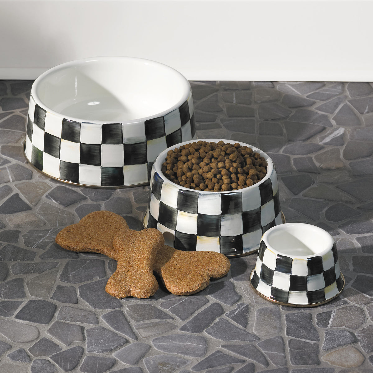Courtly Check Enamel Pet Dish - Large