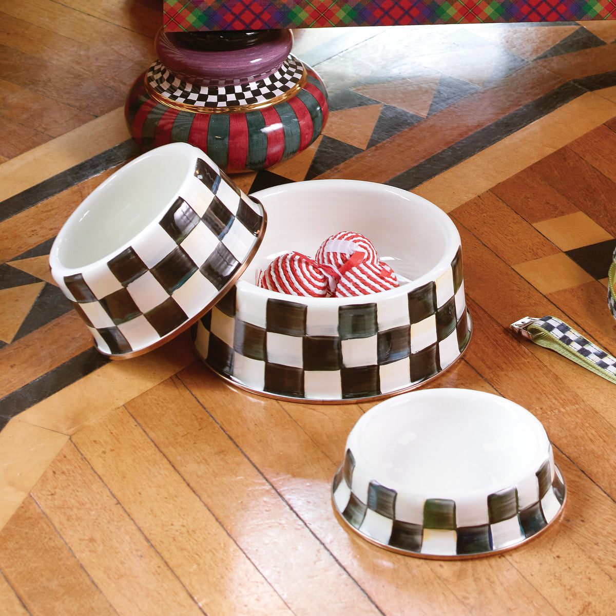 Courtly Check Enamel Pet Dish - Large