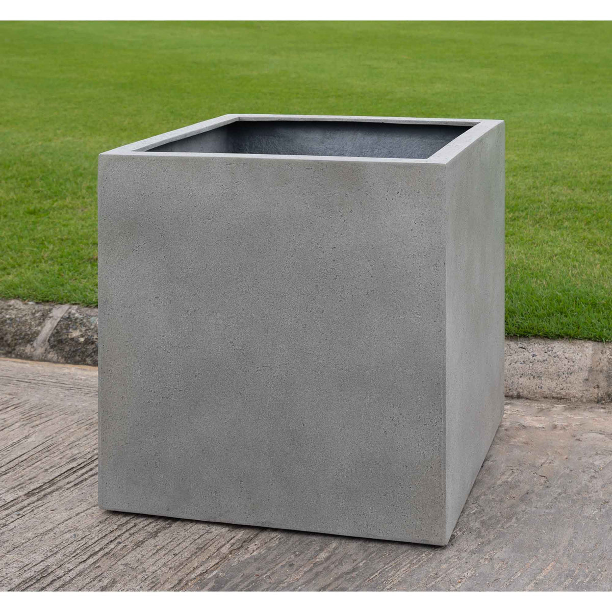 Farnley Planter