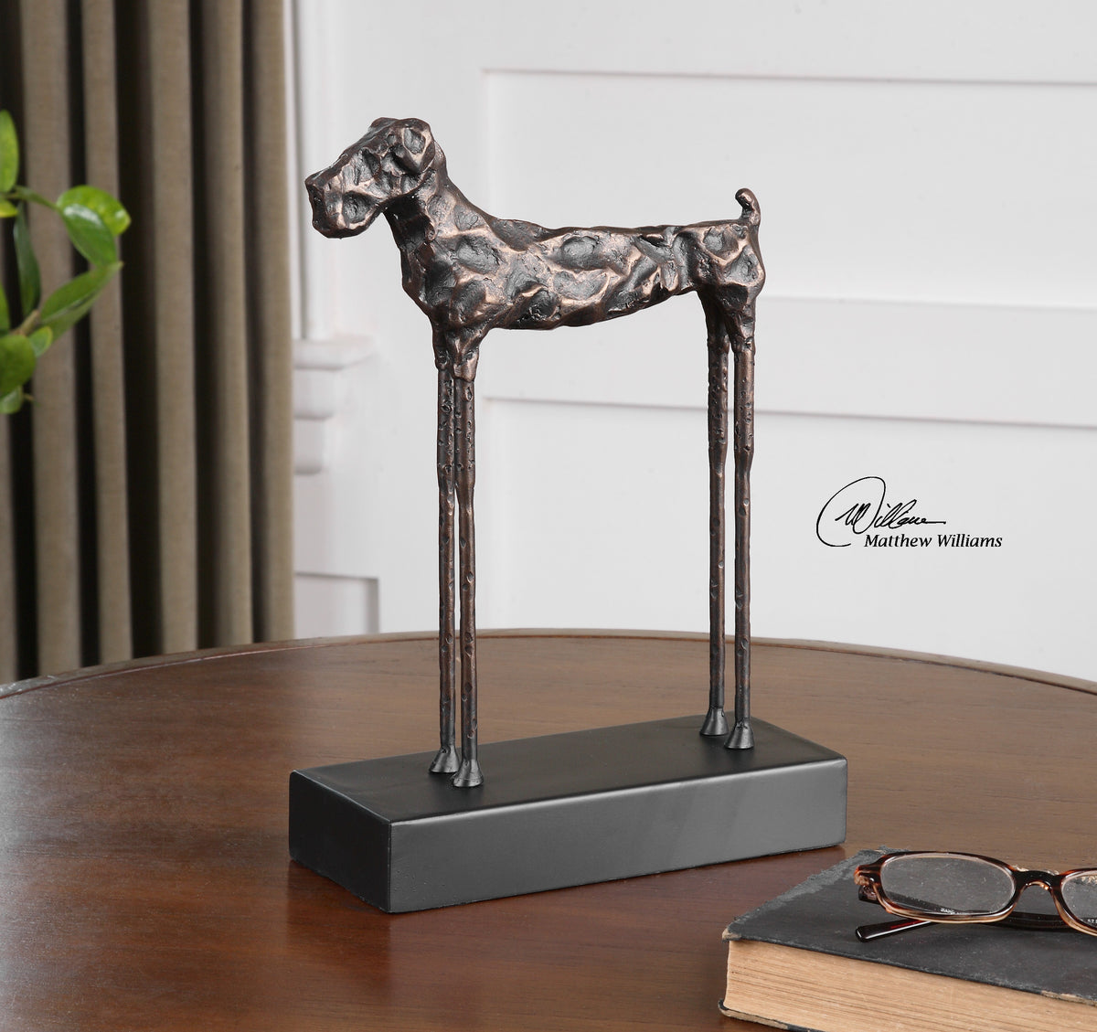 Maximus Figurine