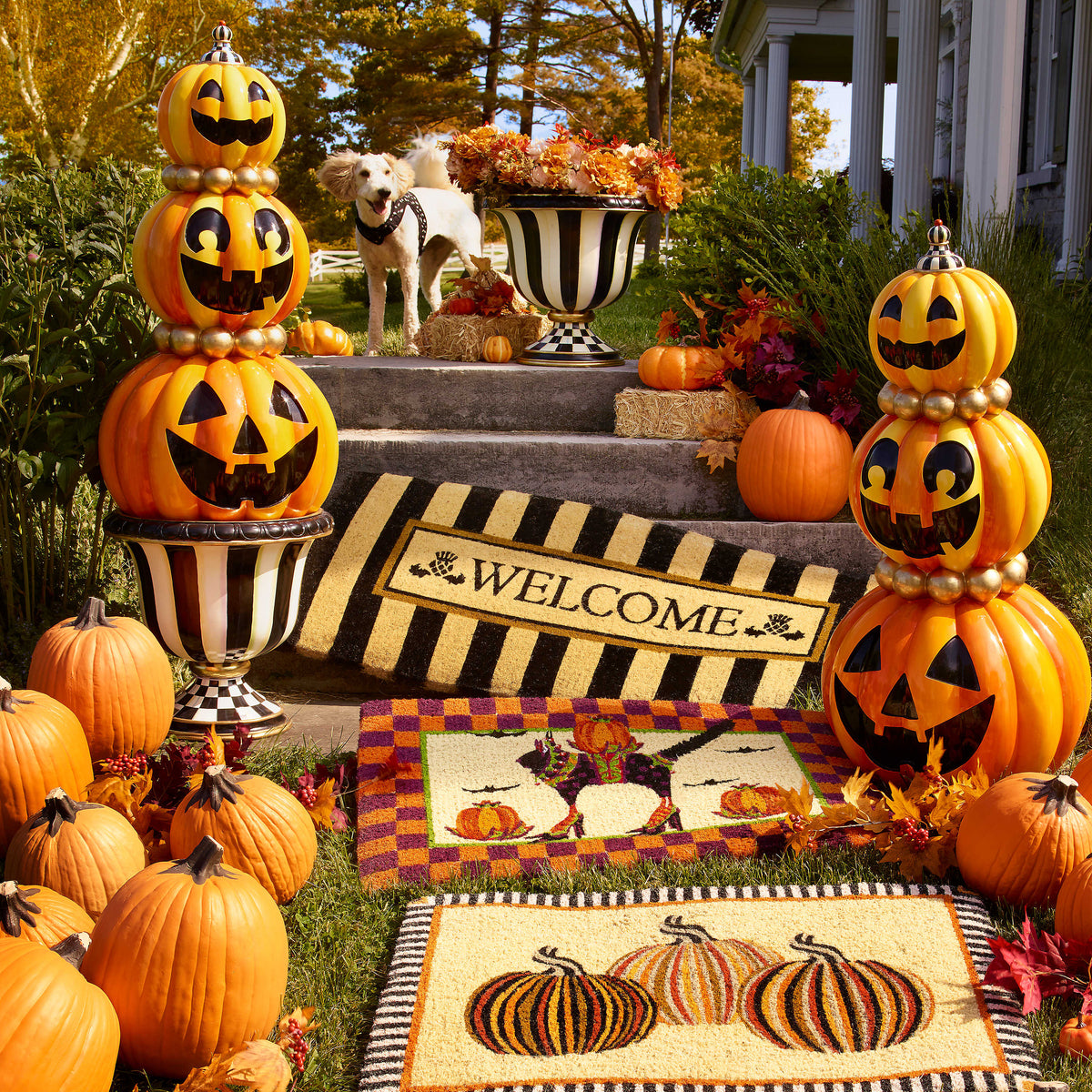 Courtly Stripe Urn