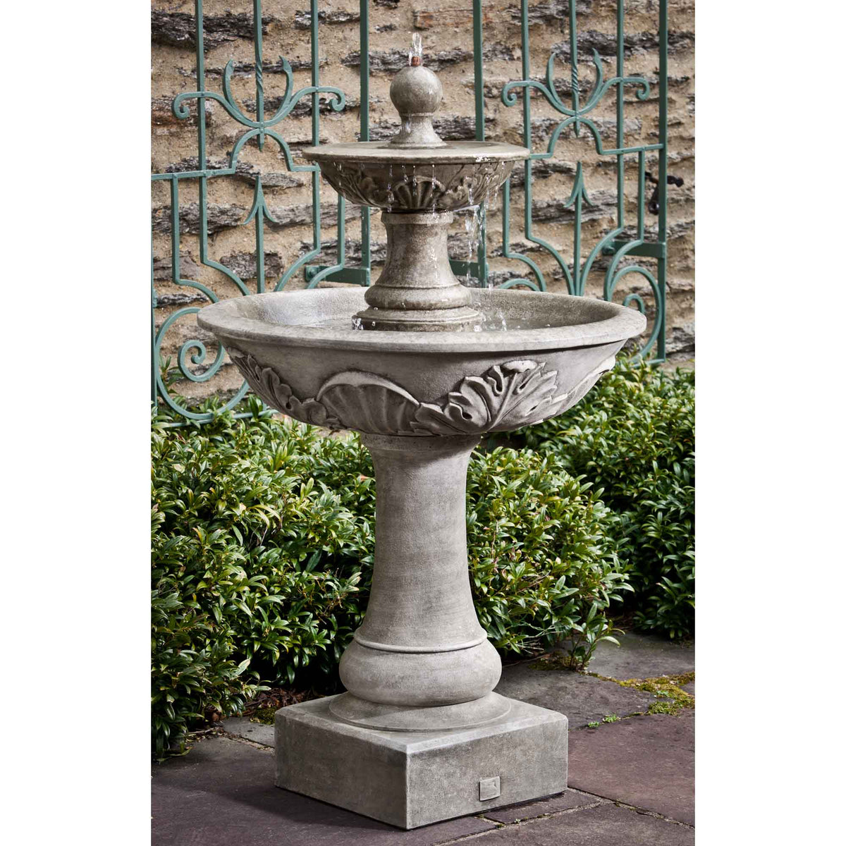 Acanthus Two Tiered Ftn