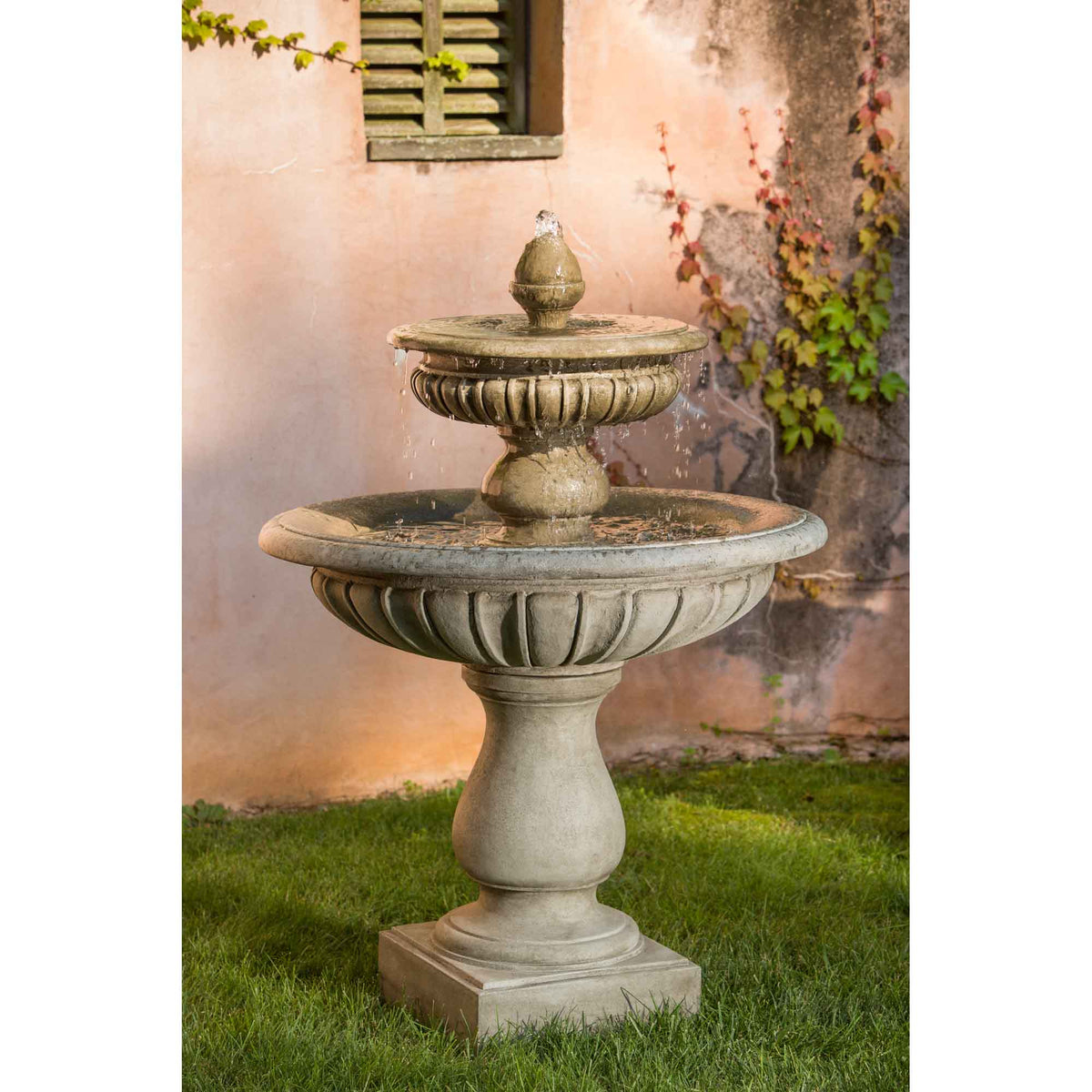 Longvue Fountain
