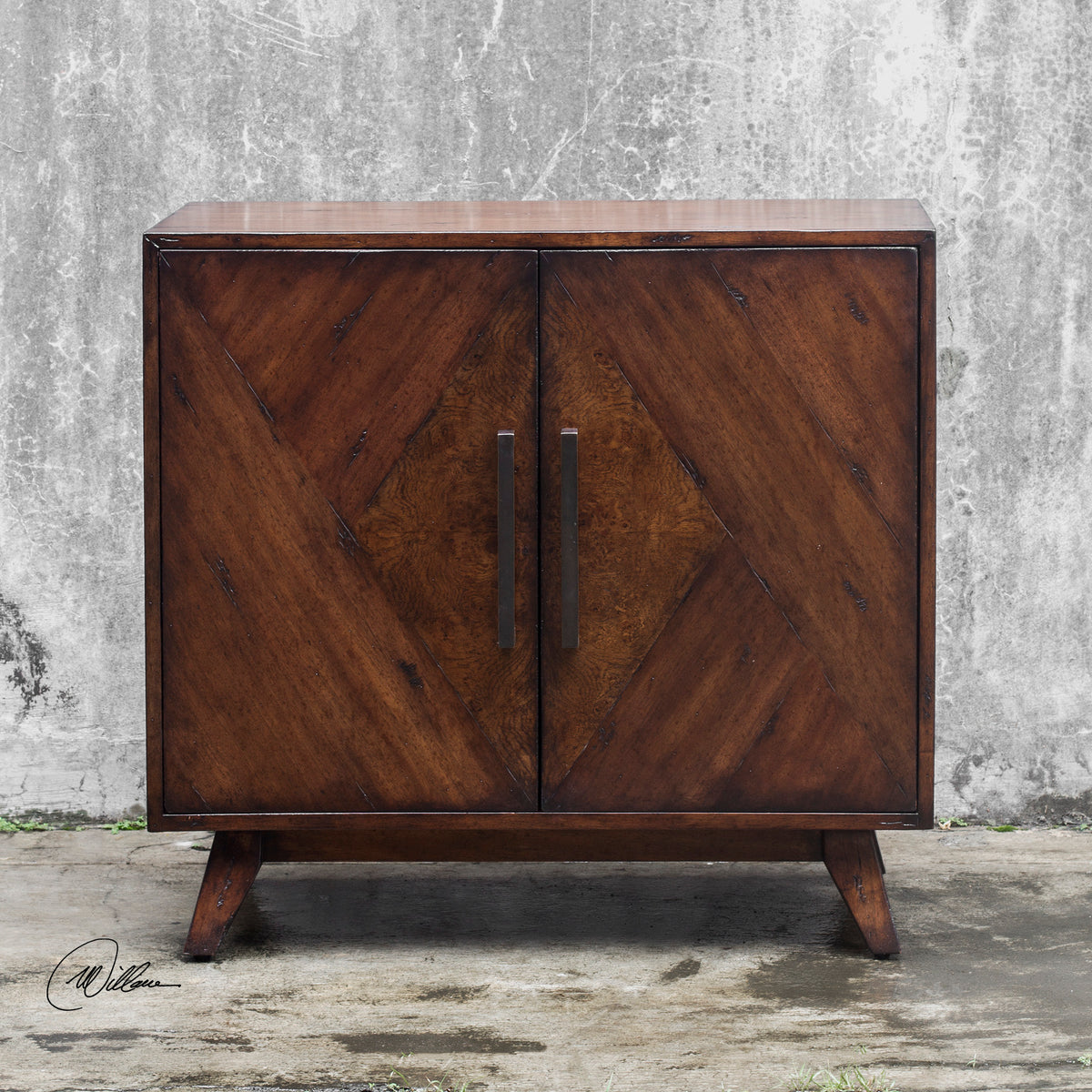 Liri 2 Door Cabinet