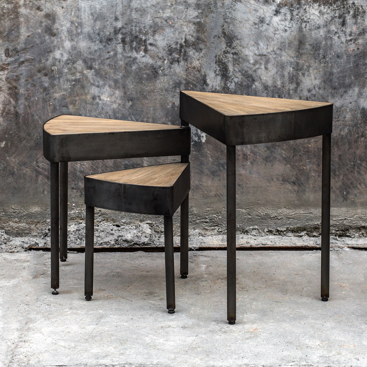 Akito Nesting Table
