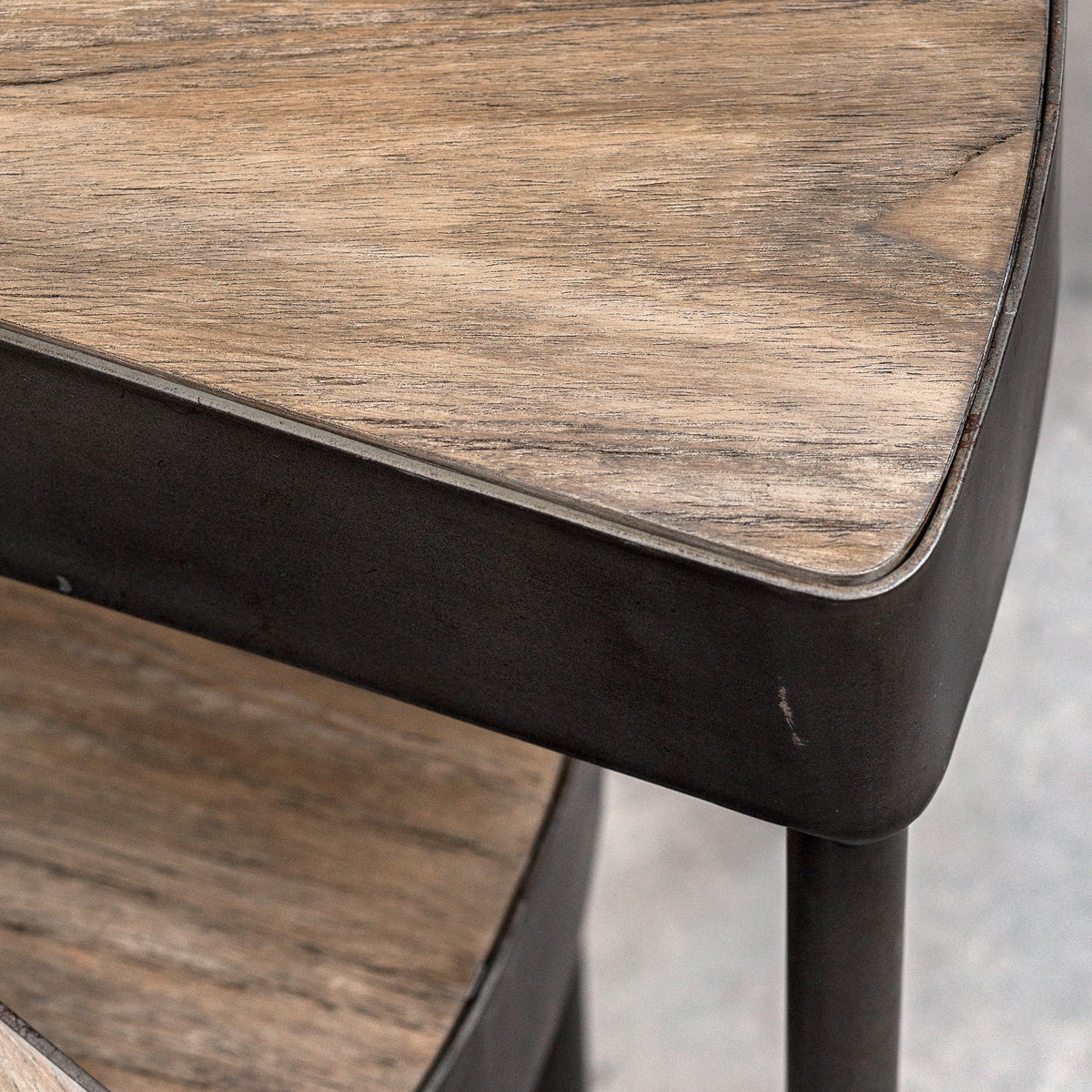 Akito Nesting Table