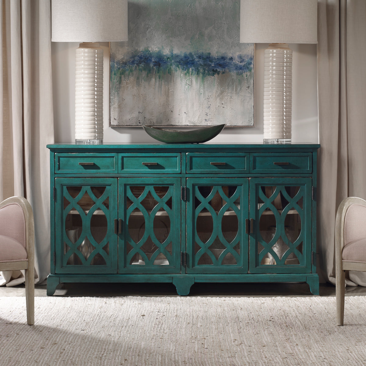 Oksana Credenza