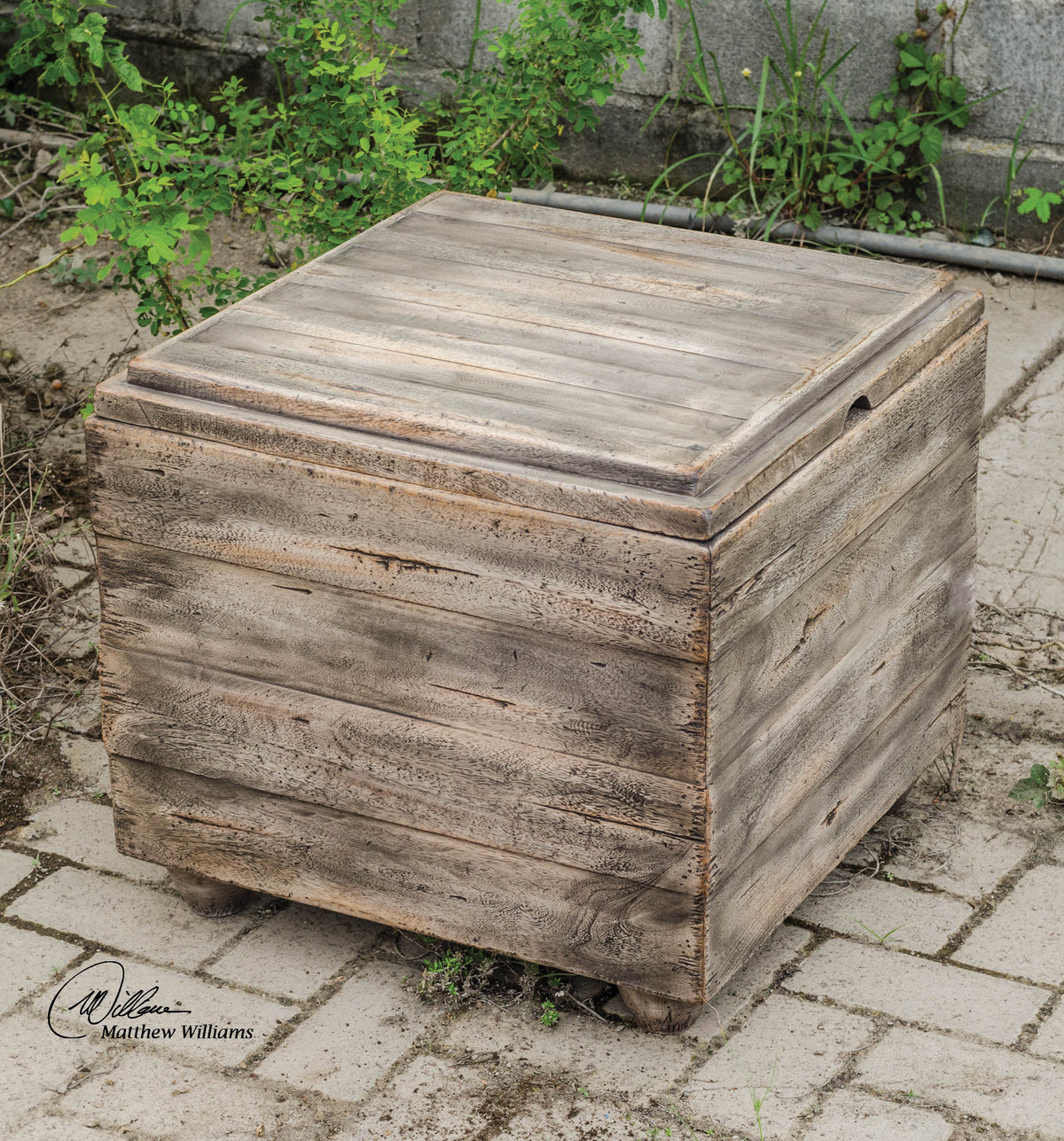 Avner Cube Table