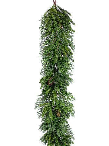 Green pines garland