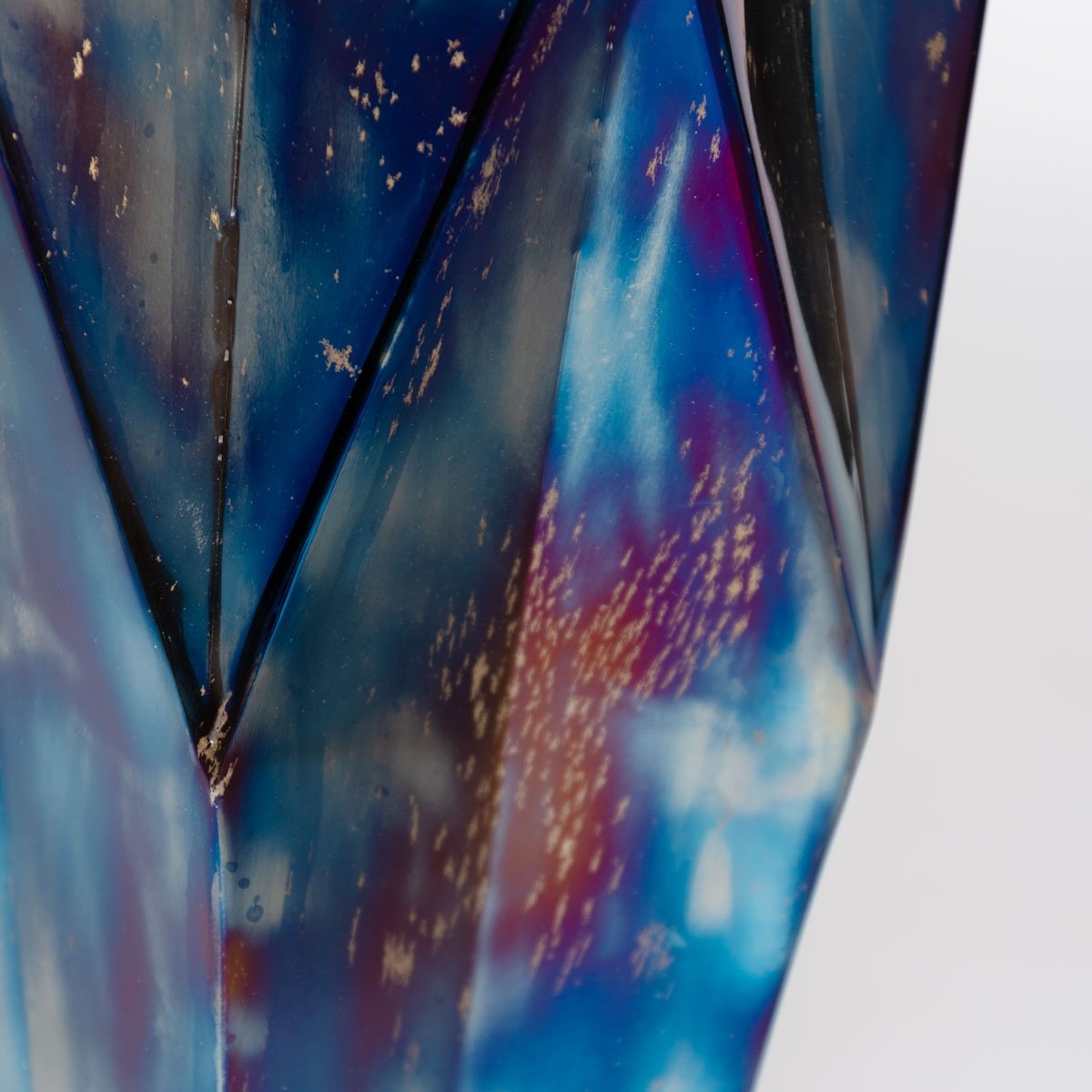 Prismic Flamed Large