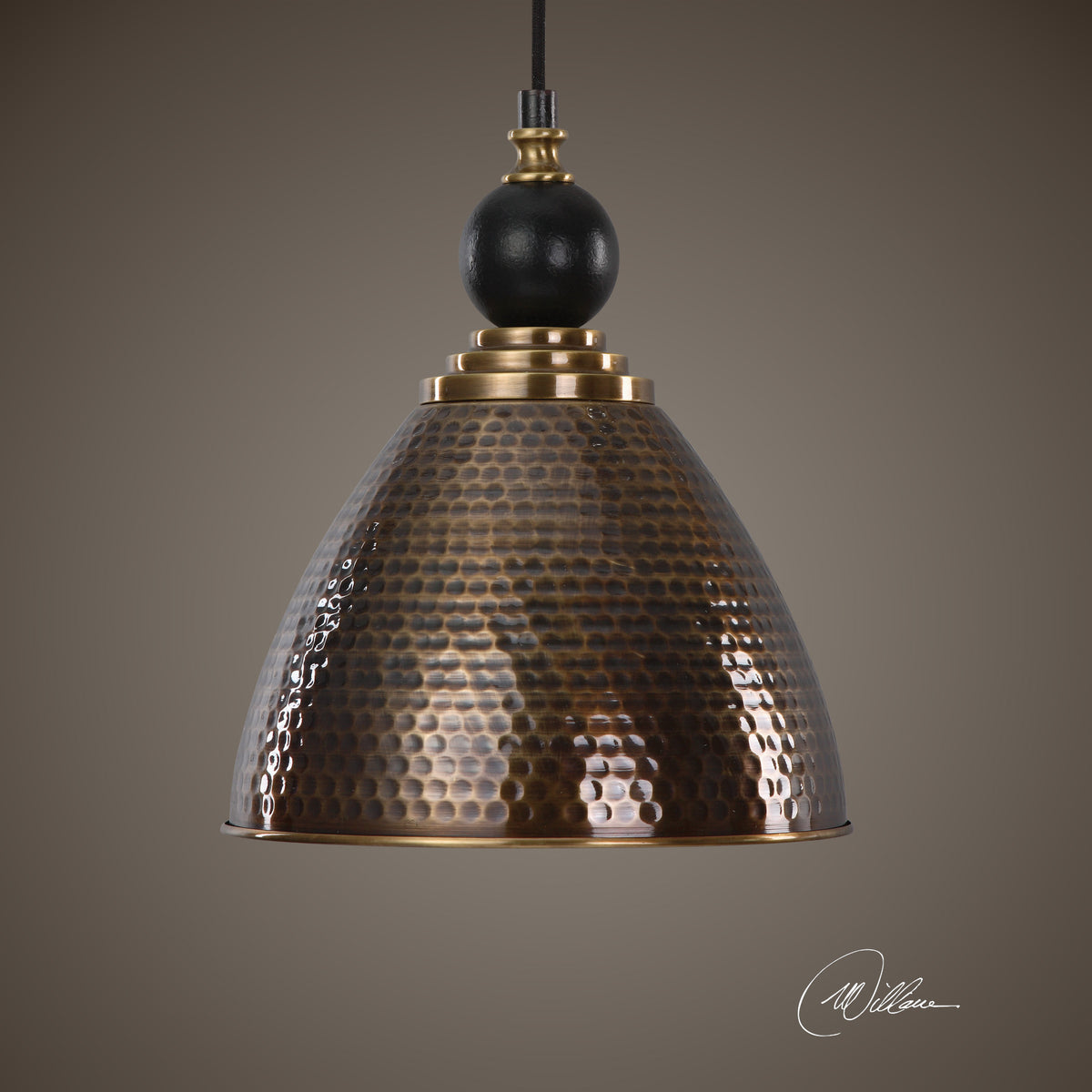Adastra, 1 Lt Pendant