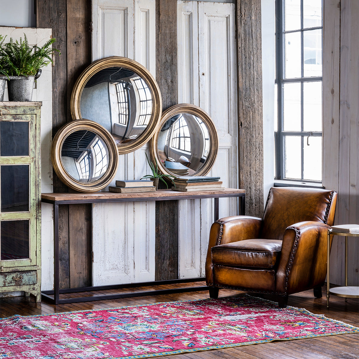 Round Convex Mirror