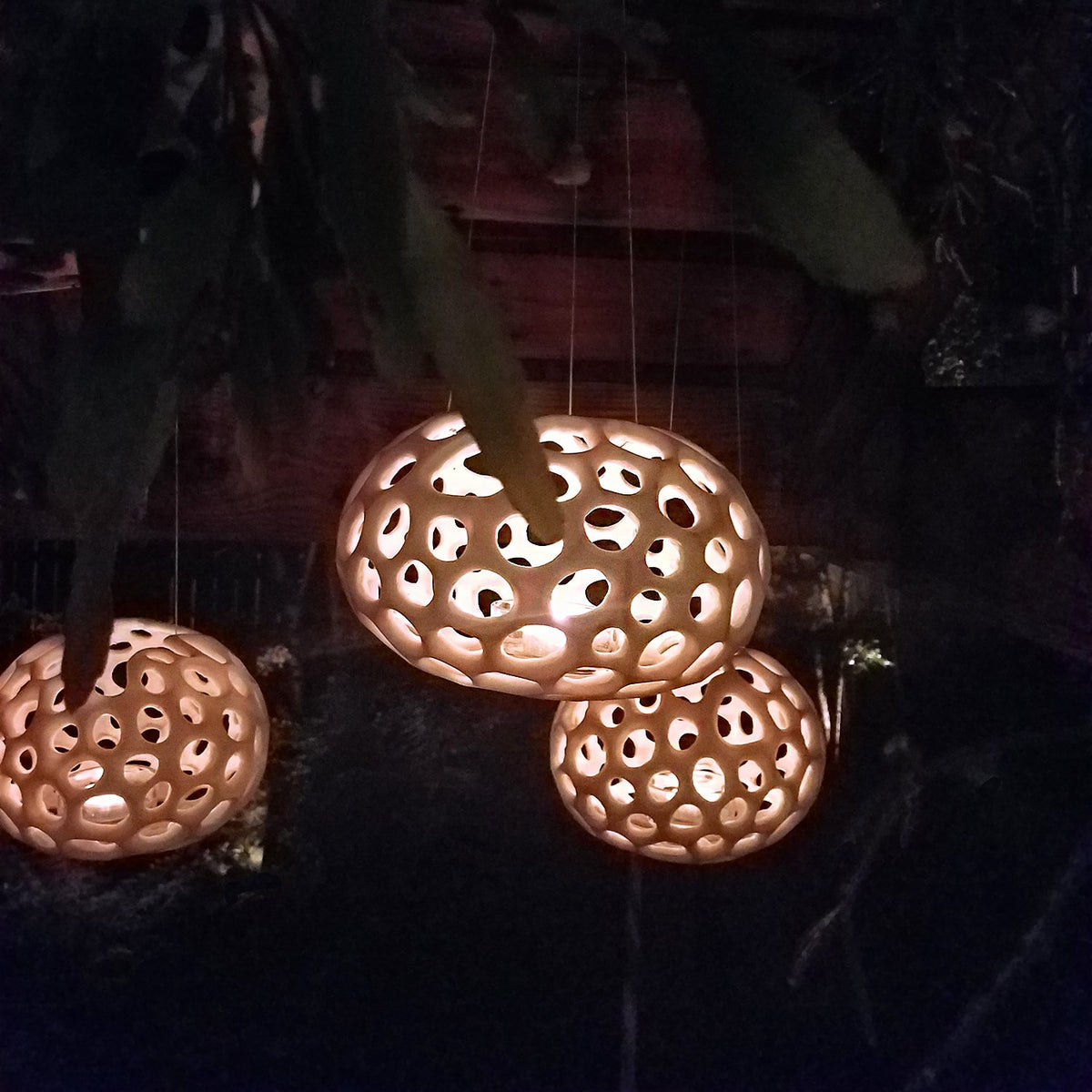 Sponge Sculpture Hanging Planter