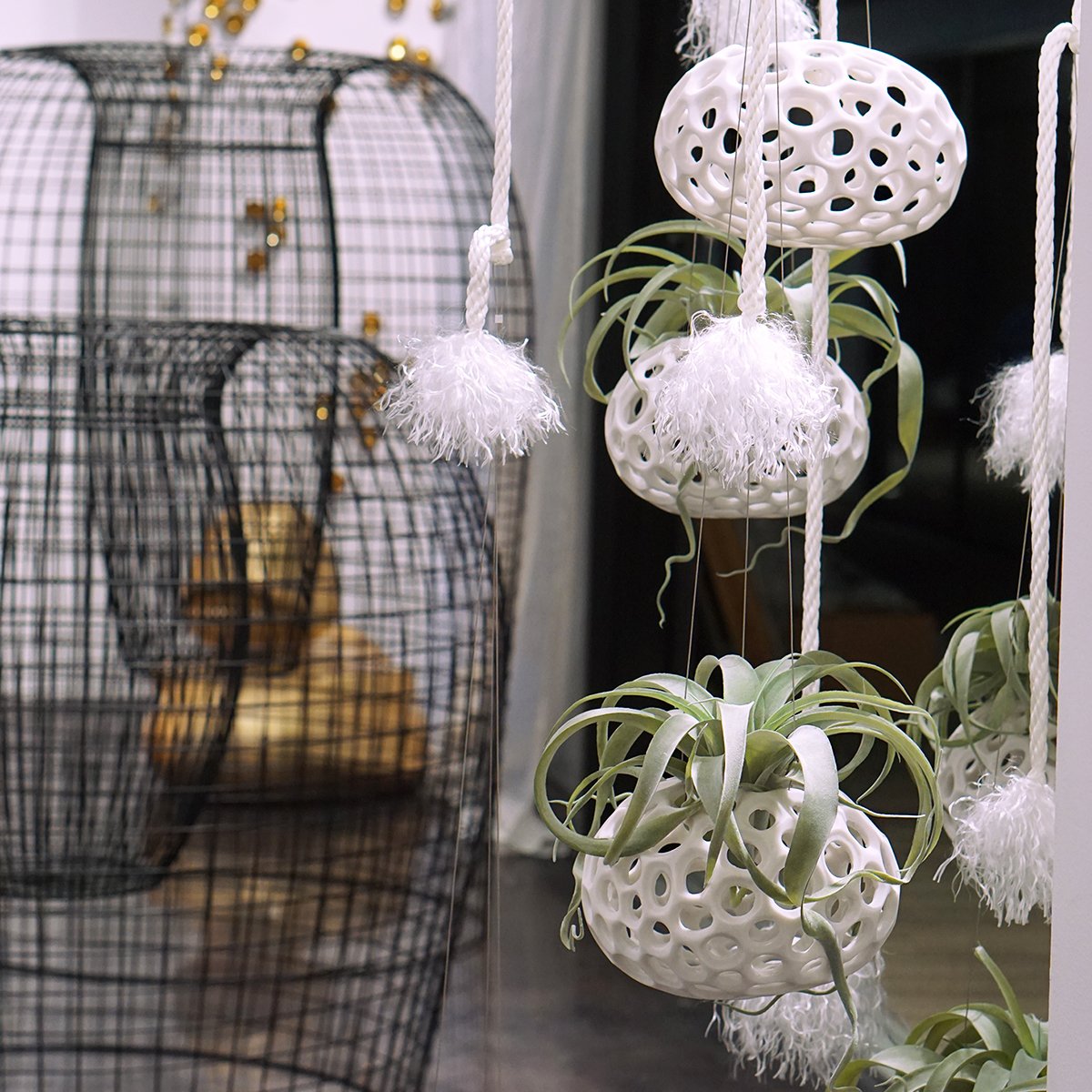 Sponge Sculpture Hanging Planter