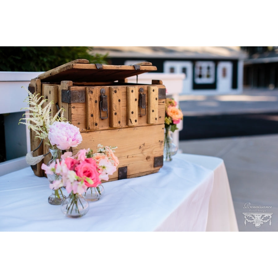 Vintage Wine Case