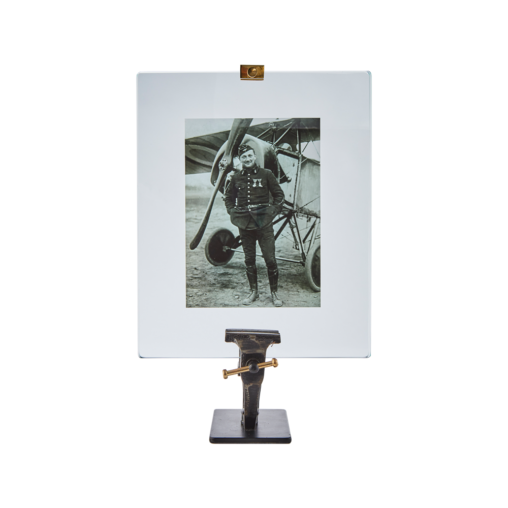 Vise Photo Frame