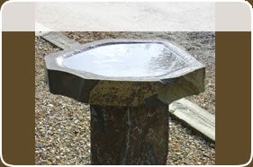 Boulder Birdbath