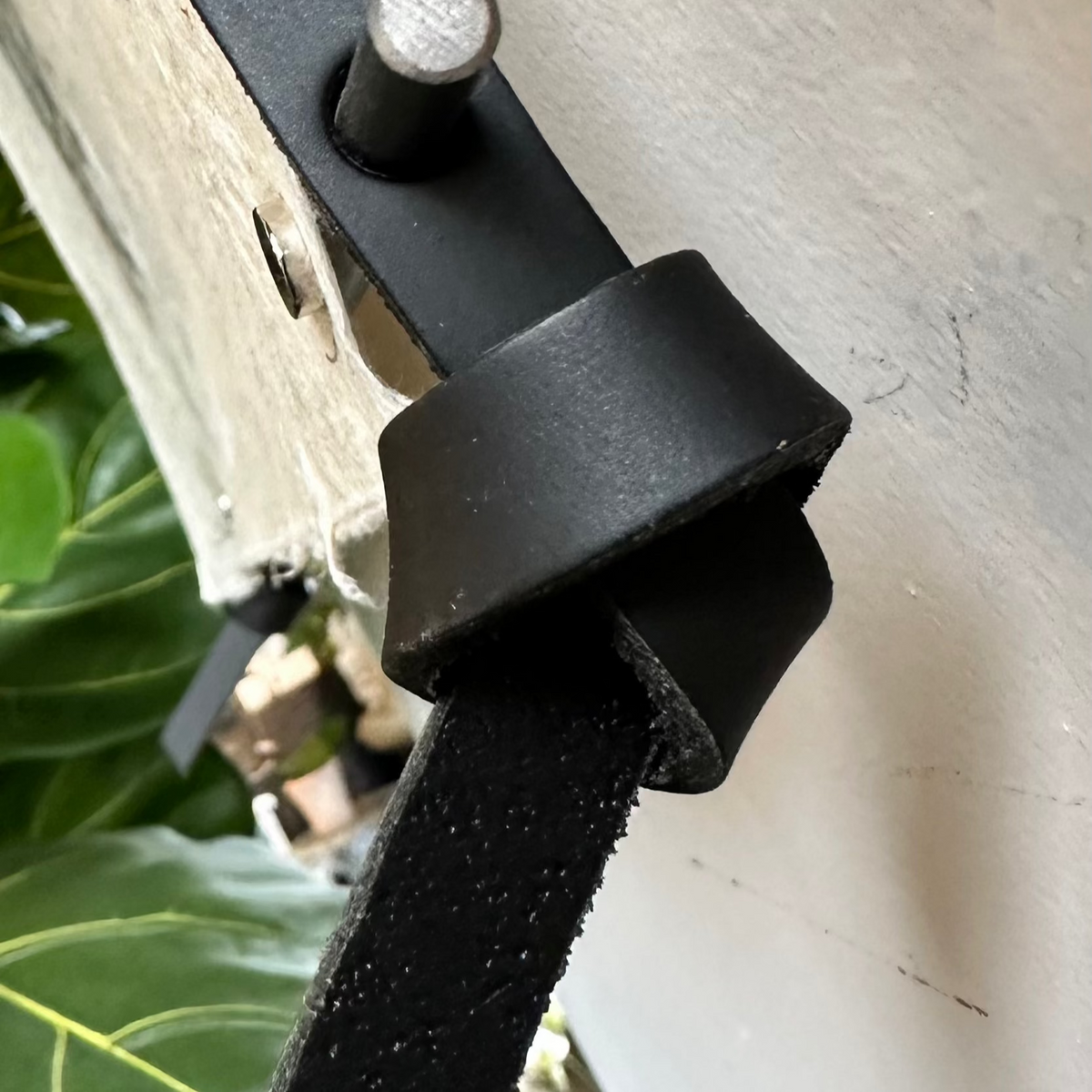 Frameless Leather and Steel Hanger